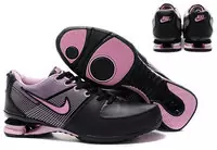 chaussures femmes nike shox rivalry 2 rose noir